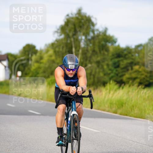 31.08.2025 - Elbe Triathlon Hamburg Michael Burmester http://msf.ph/oto/8674697 31.08.2025 10:15:59 Radfahren 438, 624 meine-sportfotos.de