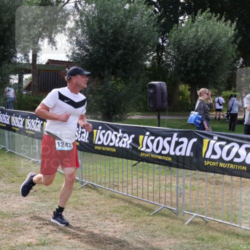 31.08.2025 - Elbe Triathlon Hamburg Luisa Fischer http://msf.ph/oto/8674719 31.08.2025 11:37:09 Laufen 866, 1242 meine-sportfotos.de