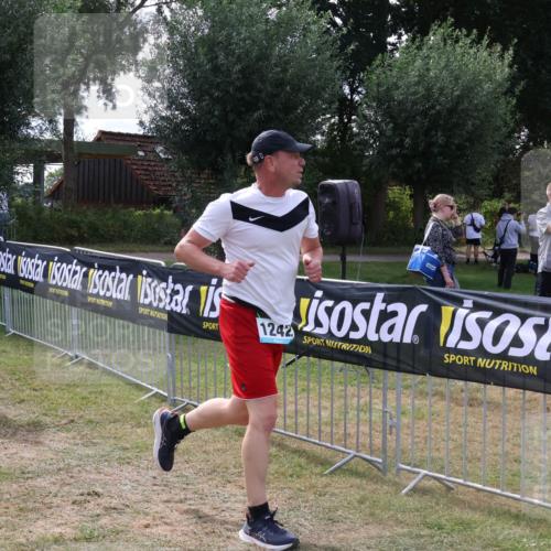 31.08.2025 - Elbe Triathlon Hamburg Luisa Fischer http://msf.ph/oto/8674722 31.08.2025 11:37:09 Laufen 866, 1242 meine-sportfotos.de