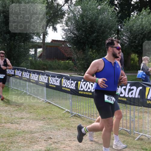31.08.2025 - Elbe Triathlon Hamburg Luisa Fischer http://msf.ph/oto/8674760 31.08.2025 11:37:28 Laufen 785, 123, 437, 7 meine-sportfotos.de