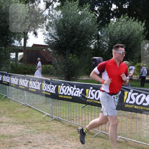 31.08.2025 - Elbe Triathlon Hamburg Luisa Fischer http://msf.ph/oto/8674793 31.08.2025 11:37:31 Laufen 771, 12 meine-sportfotos.de