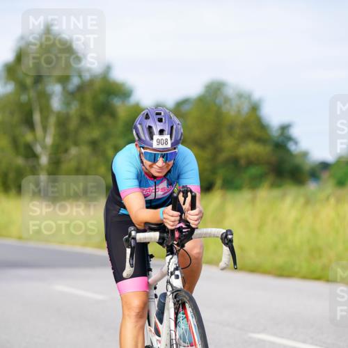 31.08.2025 - Elbe Triathlon Hamburg Michael Burmester http://msf.ph/oto/8674821 31.08.2025 10:16:44 Radfahren 666, 908 meine-sportfotos.de