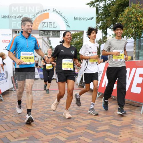 31.08.2025 - 21. Blankeneser Heldenlauf Strokosch-Dieckow http://msf.ph/oto/8674980 31.08.2025 10:34:48 Ziel 2524, 2244, 2021, 2214, 2215, 2655, 2298, 2488, 2438, 2439, 2349, 2441, 2442, 2350, 2048 meine-sportfotos.de