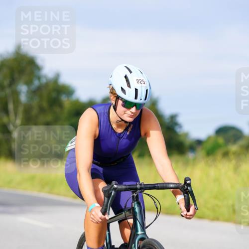 31.08.2025 - Elbe Triathlon Hamburg Michael Burmester http://msf.ph/oto/8675011 31.08.2025 10:17:39 Radfahren 820, 823, 825 meine-sportfotos.de