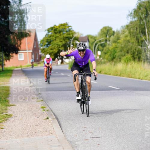 31.08.2025 - Elbe Triathlon Hamburg Michael Burmester http://msf.ph/oto/8675095 31.08.2025 10:18:05 Radfahren 461, 684, 750, 909 meine-sportfotos.de