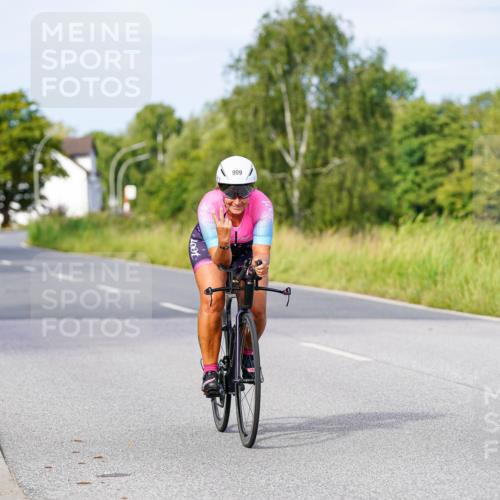 31.08.2025 - Elbe Triathlon Hamburg Michael Burmester http://msf.ph/oto/8675119 31.08.2025 10:18:08 Radfahren 461, 909 meine-sportfotos.de