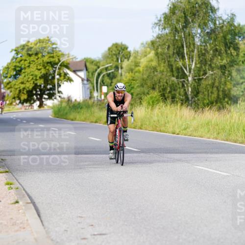 31.08.2025 - Elbe Triathlon Hamburg Michael Burmester http://msf.ph/oto/8675149 31.08.2025 10:18:19 Radfahren 850, 1032 meine-sportfotos.de