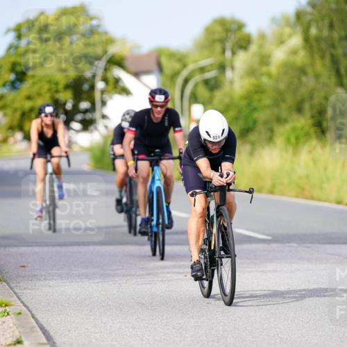 31.08.2025 - Elbe Triathlon Hamburg Michael Burmester http://msf.ph/oto/8675435 31.08.2025 10:19:55 Radfahren 609, 742, 795, 807, 903, 921 meine-sportfotos.de