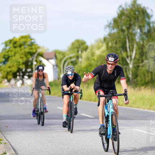 31.08.2025 - Elbe Triathlon Hamburg Michael Burmester http://msf.ph/oto/8675442 31.08.2025 10:19:56 Radfahren 609, 742, 795, 807, 903, 921 meine-sportfotos.de