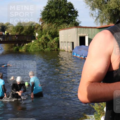 31.08.2025 - Elbe Triathlon Hamburg Luisa Fischer http://msf.ph/oto/8675455 31.08.2025 08:57:22 Schwimmen 462, 505, 516, 542 meine-sportfotos.de