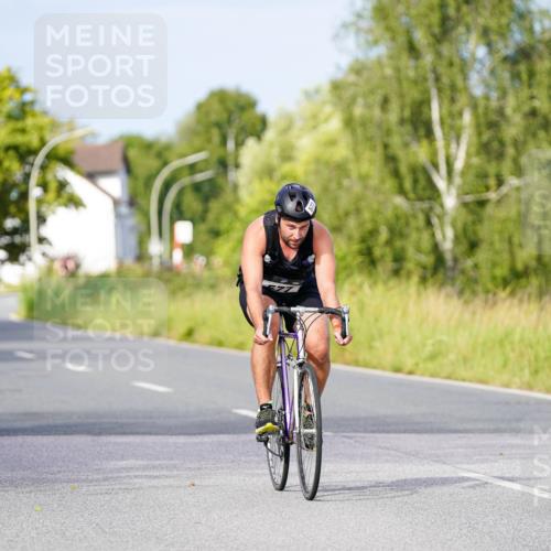 31.08.2025 - Elbe Triathlon Hamburg Michael Burmester http://msf.ph/oto/8675479 31.08.2025 10:20:07 Radfahren 577, 781, 816 meine-sportfotos.de