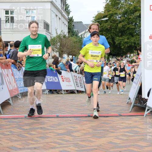 31.08.2025 - 21. Blankeneser Heldenlauf Strokosch-Dieckow http://msf.ph/oto/8675597 31.08.2025 10:34:35 Ziel 2110, 2424, 2668, 2669, 2667, 2090, 2083 meine-sportfotos.de