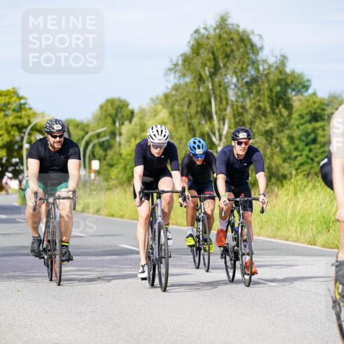 31.08.2025 - Elbe Triathlon Hamburg Michael Burmester http://msf.ph/oto/8675600 31.08.2025 10:20:47 Radfahren 419, 564, 588, 749, 947, 968, 1012, 1023, 1045, 1078, 1100 meine-sportfotos.de