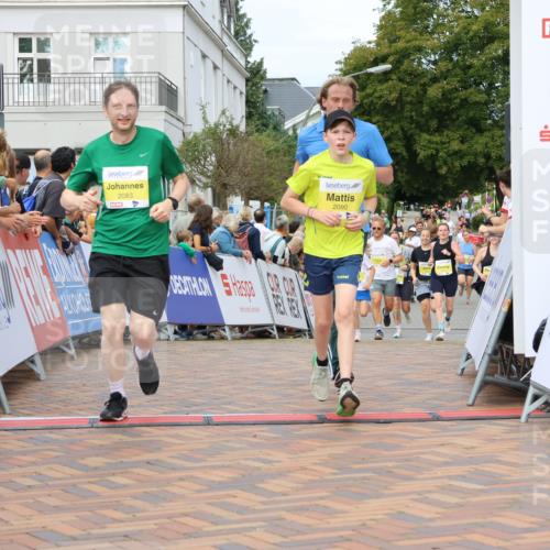 31.08.2025 - 21. Blankeneser Heldenlauf Strokosch-Dieckow http://msf.ph/oto/8675611 31.08.2025 10:34:35 Ziel 2110, 2424, 2668, 2669, 2667, 2090, 2083 meine-sportfotos.de