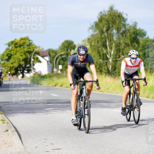 31.08.2025 - Elbe Triathlon Hamburg Michael Burmester http://msf.ph/oto/8675664 31.08.2025 10:21:03 Radfahren 634, 689, 892, 902, 1064 meine-sportfotos.de