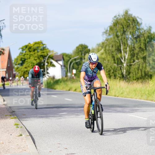 31.08.2025 - Elbe Triathlon Hamburg Michael Burmester http://msf.ph/oto/8675684 31.08.2025 10:21:10 Radfahren 771, 892, 902 meine-sportfotos.de
