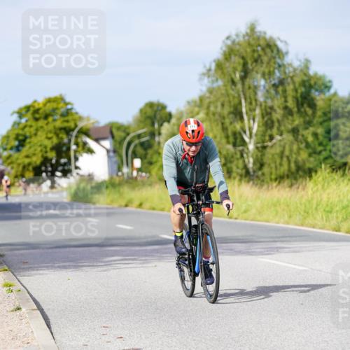 31.08.2025 - Elbe Triathlon Hamburg Michael Burmester http://msf.ph/oto/8675692 31.08.2025 10:21:11 Radfahren 771, 892, 902 meine-sportfotos.de