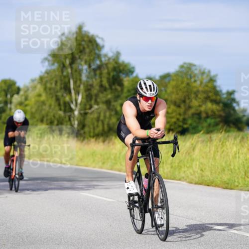 31.08.2025 - Elbe Triathlon Hamburg Michael Burmester http://msf.ph/oto/8675740 31.08.2025 10:21:23 Radfahren 687, 744, 790, 822, 1034 meine-sportfotos.de