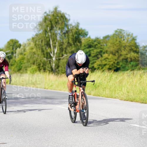 31.08.2025 - Elbe Triathlon Hamburg Michael Burmester http://msf.ph/oto/8675749 31.08.2025 10:21:24 Radfahren 687, 744, 790, 822, 1034 meine-sportfotos.de