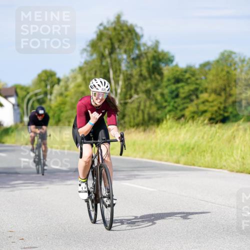 31.08.2025 - Elbe Triathlon Hamburg Michael Burmester http://msf.ph/oto/8675752 31.08.2025 10:21:24 Radfahren 687, 744, 790, 822, 1034 meine-sportfotos.de