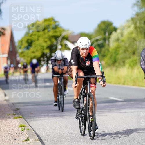 31.08.2025 - Elbe Triathlon Hamburg Michael Burmester http://msf.ph/oto/8675819 31.08.2025 10:21:40 Radfahren 736, 764, 766, 788, 895, 900, 907, 933, 986 meine-sportfotos.de