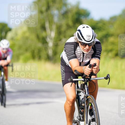 31.08.2025 - Elbe Triathlon Hamburg Michael Burmester http://msf.ph/oto/8675830 31.08.2025 10:21:42 Radfahren 736, 764, 766, 788, 895, 900, 907, 933 meine-sportfotos.de