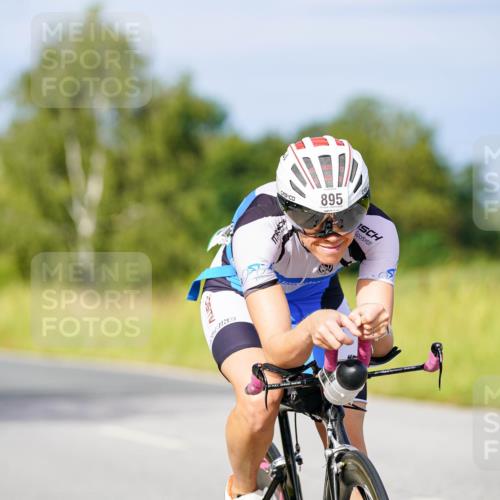 31.08.2025 - Elbe Triathlon Hamburg Michael Burmester http://msf.ph/oto/8675862 31.08.2025 10:21:47 Radfahren 764, 849, 895, 900, 1001, 1024 meine-sportfotos.de