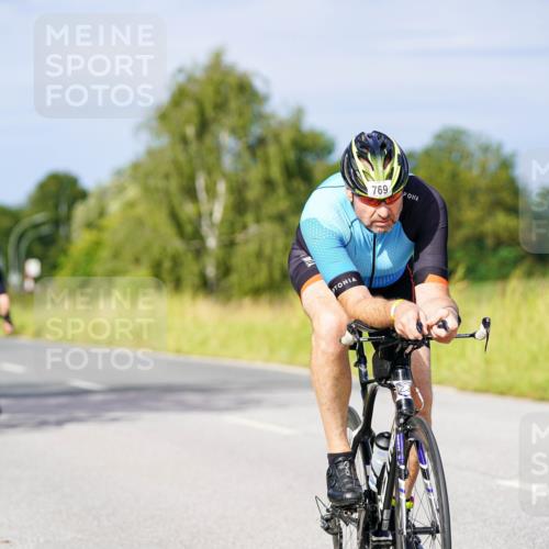 31.08.2025 - Elbe Triathlon Hamburg Michael Burmester http://msf.ph/oto/8675903 31.08.2025 10:21:58 Radfahren 654, 769, 796, 810, 814, 842, 844, 953, 1030, 1042, 1101 meine-sportfotos.de