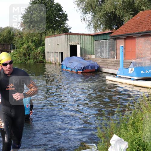 31.08.2025 - Elbe Triathlon Hamburg Luisa Fischer http://msf.ph/oto/8676067 31.08.2025 09:03:53 Schwimmen 387, 483, 528 meine-sportfotos.de