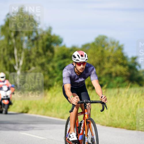 31.08.2025 - Elbe Triathlon Hamburg Michael Burmester http://msf.ph/oto/8676134 31.08.2025 10:22:53 Radfahren 747, 805, 871, 878, 942, 963, 971, 978, 1007, 1048, 1063, 1067 meine-sportfotos.de