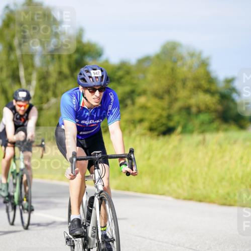 31.08.2025 - Elbe Triathlon Hamburg Michael Burmester http://msf.ph/oto/8676156 31.08.2025 10:22:58 Radfahren 698, 747, 762, 792, 805, 871, 942, 963, 971, 978, 1063, 1067, 1106 meine-sportfotos.de