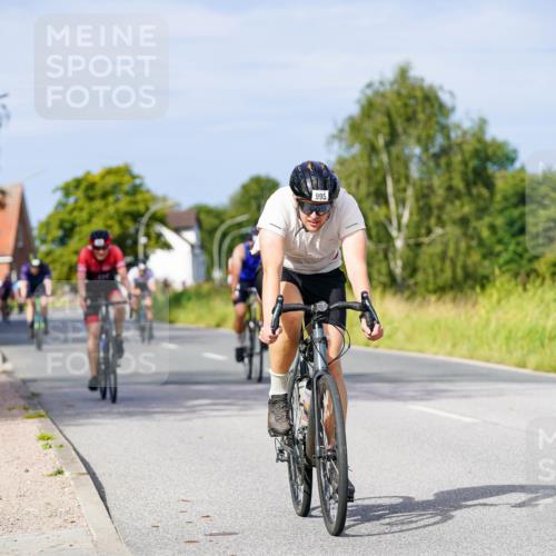 31.08.2025 - Elbe Triathlon Hamburg Michael Burmester http://msf.ph/oto/8676196 31.08.2025 10:23:06 Radfahren 981, 995, 996, 1049, 1077, 1106 meine-sportfotos.de
