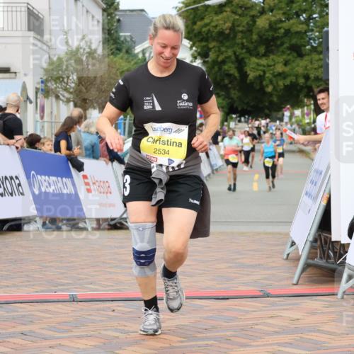 31.08.2025 - 21. Blankeneser Heldenlauf Strokosch-Dieckow http://msf.ph/oto/8676218 31.08.2025 10:33:51 Ziel 2530, 2534 meine-sportfotos.de