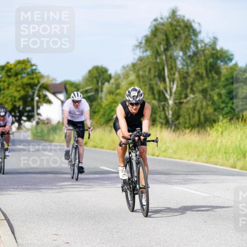 31.08.2025 - Elbe Triathlon Hamburg Michael Burmester http://msf.ph/oto/8676434 31.08.2025 10:24:01 Radfahren 741, 752, 761, 926, 961, 1158 meine-sportfotos.de