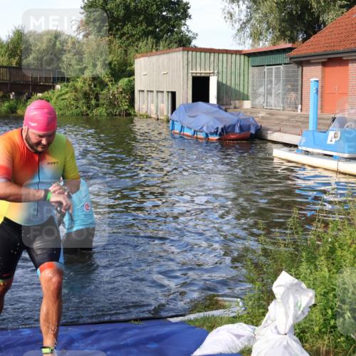 31.08.2025 - Elbe Triathlon Hamburg Luisa Fischer http://msf.ph/oto/8676476 31.08.2025 09:08:31 Schwimmen 399, 500 meine-sportfotos.de
