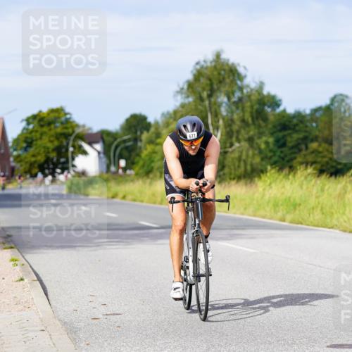 31.08.2025 - Elbe Triathlon Hamburg Michael Burmester http://msf.ph/oto/8676654 31.08.2025 10:24:48 Radfahren 677, 863 meine-sportfotos.de