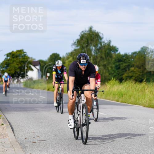 31.08.2025 - Elbe Triathlon Hamburg Michael Burmester http://msf.ph/oto/8676689 31.08.2025 10:25:04 Radfahren 446, 662, 782, 893, 929, 1062 meine-sportfotos.de