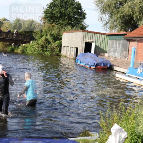 31.08.2025 - Elbe Triathlon Hamburg Luisa Fischer http://msf.ph/oto/8676808 31.08.2025 09:10:59 Schwimmen 428, 595, 648 meine-sportfotos.de
