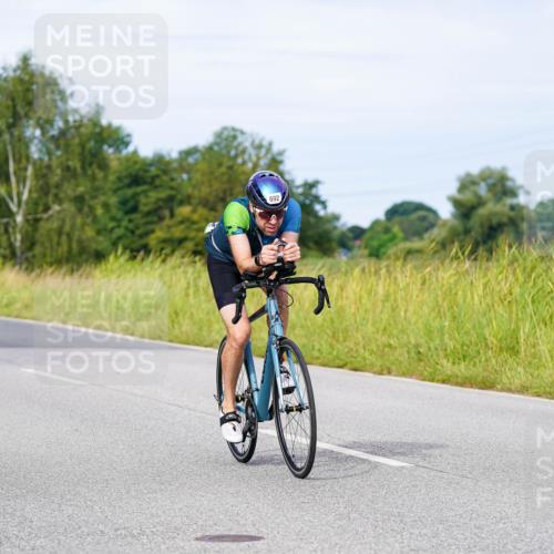 31.08.2025 - Elbe Triathlon Hamburg Michael Burmester http://msf.ph/oto/8676827 31.08.2025 10:25:43 Radfahren 692, 948, 1054, 1133 meine-sportfotos.de
