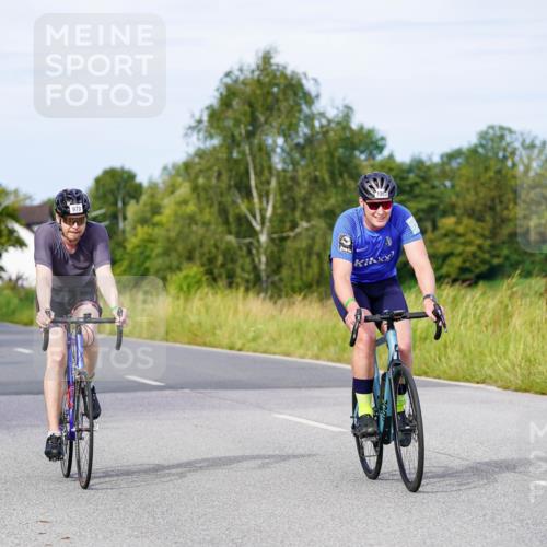 31.08.2025 - Elbe Triathlon Hamburg Michael Burmester http://msf.ph/oto/8676861 31.08.2025 10:25:51 Radfahren 503, 890, 973, 1029, 1055, 1060, 1133 meine-sportfotos.de