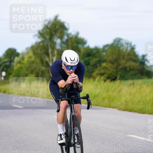 31.08.2025 - Elbe Triathlon Hamburg Michael Burmester http://msf.ph/oto/8677143 31.08.2025 10:27:17 Radfahren 1013, 1027, 1105, 1129 meine-sportfotos.de