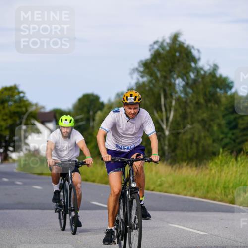 31.08.2025 - Elbe Triathlon Hamburg Michael Burmester http://msf.ph/oto/8677185 31.08.2025 10:27:40 Radfahren 797, 941, 1038, 1059 meine-sportfotos.de