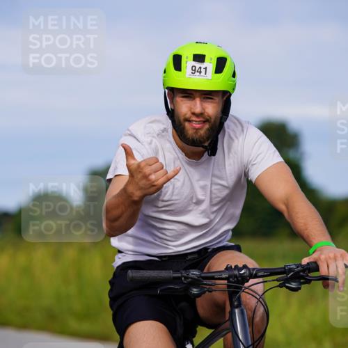 31.08.2025 - Elbe Triathlon Hamburg Michael Burmester http://msf.ph/oto/8677200 31.08.2025 10:27:42 Radfahren 797, 941, 1038, 1059 meine-sportfotos.de