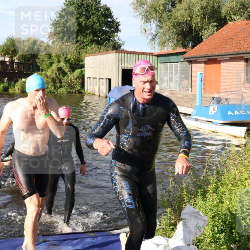 31.08.2025 - Elbe Triathlon Hamburg Luisa Fischer http://msf.ph/oto/8677232 31.08.2025 09:14:57 Schwimmen 427, 466, 605, 610, 715, 716, 724, 728 meine-sportfotos.de