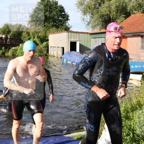 31.08.2025 - Elbe Triathlon Hamburg Luisa Fischer http://msf.ph/oto/8677234 31.08.2025 09:14:57 Schwimmen 427, 466, 605, 610, 715, 716, 724, 728 meine-sportfotos.de