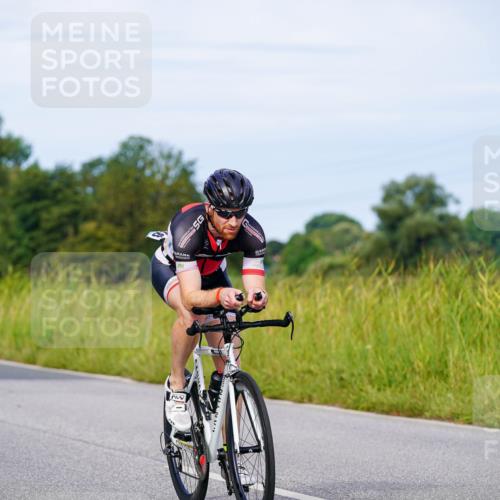 31.08.2025 - Elbe Triathlon Hamburg Michael Burmester http://msf.ph/oto/8677240 31.08.2025 10:27:52 Radfahren 401, 779, 1057, 1098, 1148 meine-sportfotos.de