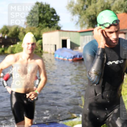 31.08.2025 - Elbe Triathlon Hamburg Luisa Fischer http://msf.ph/oto/8677274 31.08.2025 09:15:05 Schwimmen 466, 605, 610, 716, 728 meine-sportfotos.de