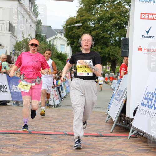 31.08.2025 - 21. Blankeneser Heldenlauf Strokosch-Dieckow http://msf.ph/oto/8677293 31.08.2025 10:33:03 Ziel 2104, 2129, 2130, 2128, 2122, 2337, 2695, 2694, 2464, 2658 meine-sportfotos.de