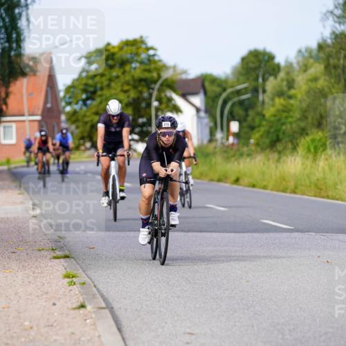 31.08.2025 - Elbe Triathlon Hamburg Michael Burmester http://msf.ph/oto/8677327 31.08.2025 10:28:30 Radfahren 673, 722, 748, 815, 848, 876 meine-sportfotos.de