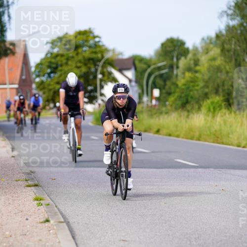31.08.2025 - Elbe Triathlon Hamburg Michael Burmester http://msf.ph/oto/8677331 31.08.2025 10:28:30 Radfahren 673, 722, 748, 815, 848, 876 meine-sportfotos.de